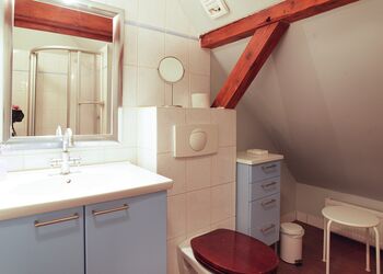 Bathroom apartment Mardernest